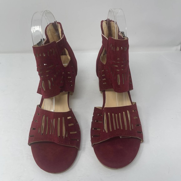 Yasirun Red Cutout Peep Toe Sandal in Size 37 US Size 6.5 New Without Box - Picture 2 of 8